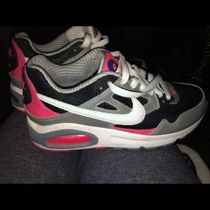 Nike’s women’s size 6